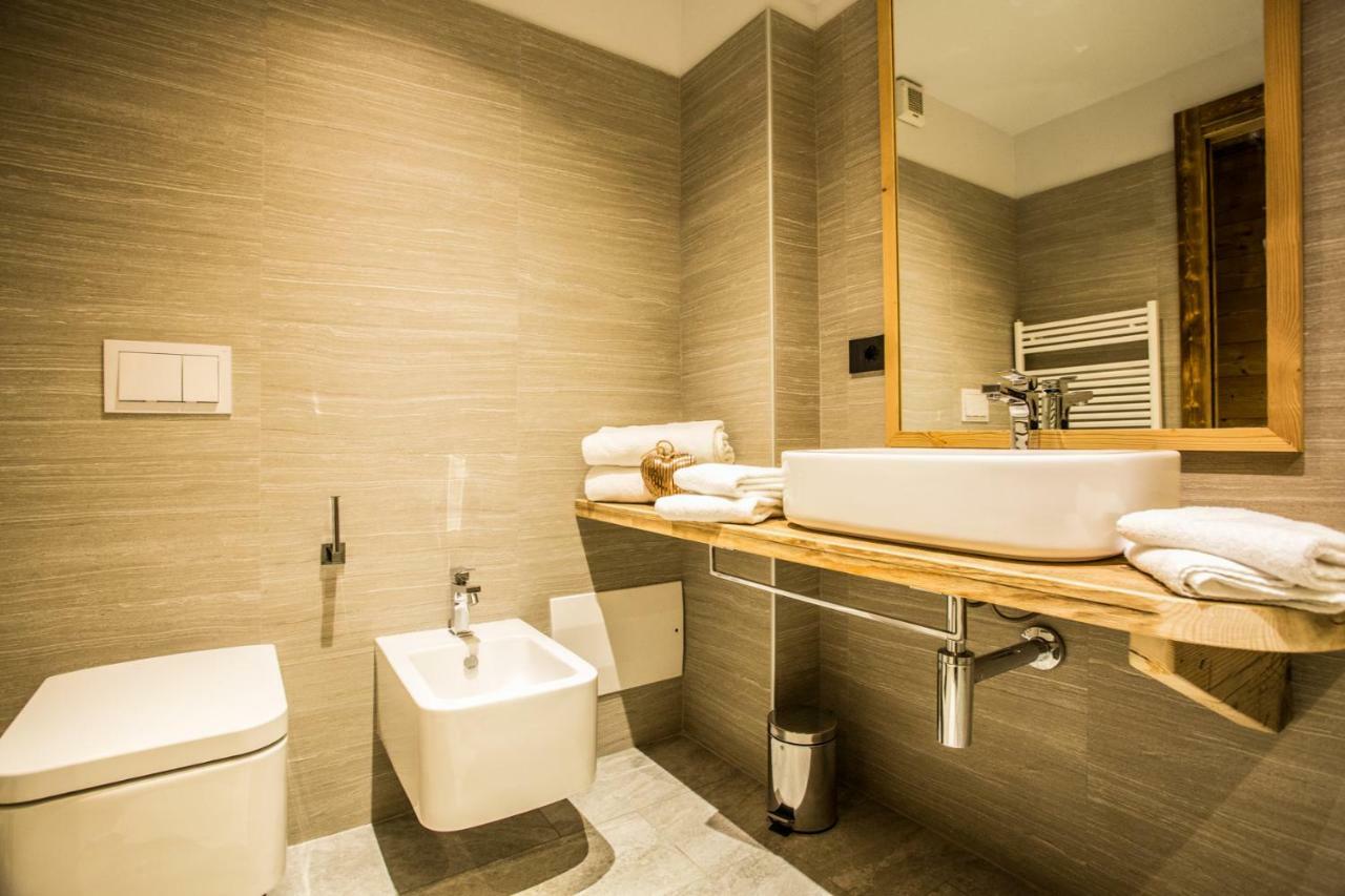 Alpine Rooms Guesthouse Breuil-Cervinia Extérieur photo