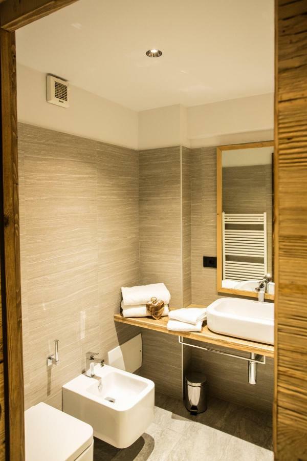 Alpine Rooms Guesthouse Breuil-Cervinia Extérieur photo