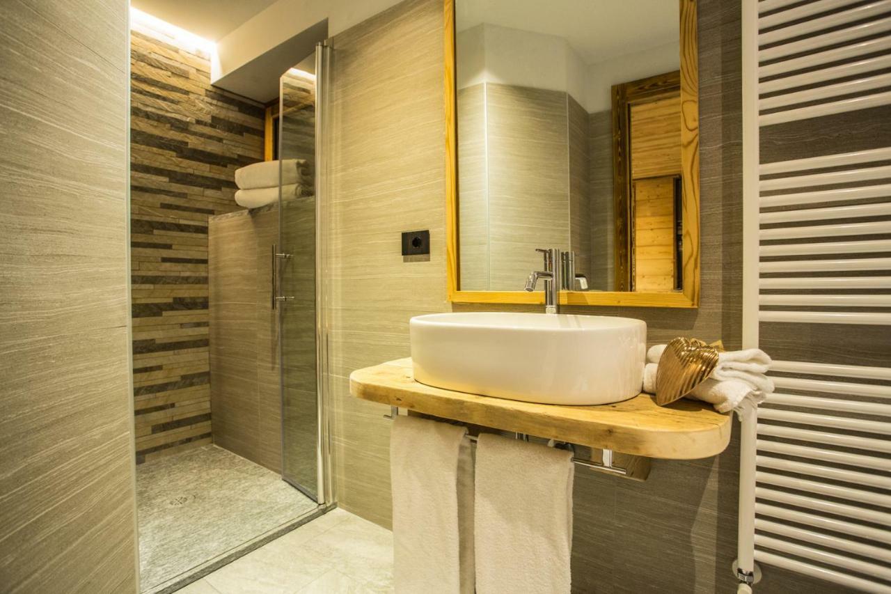 Alpine Rooms Guesthouse Breuil-Cervinia Extérieur photo