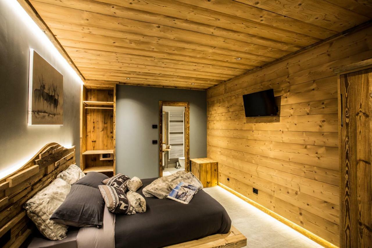 Alpine Rooms Guesthouse Breuil-Cervinia Extérieur photo