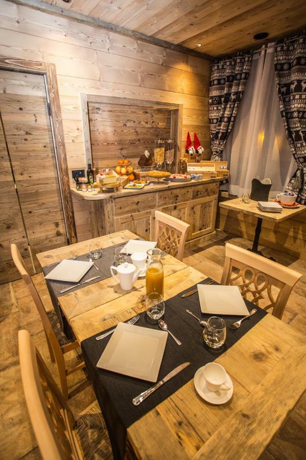 Alpine Rooms Guesthouse Breuil-Cervinia Extérieur photo